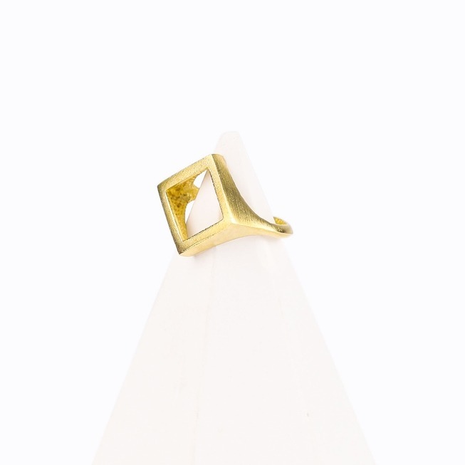 Cutout Diamond Ring